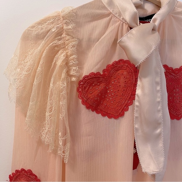 JEWEL BUTTONED EMBROIDERED HEARTS TOP BLOUSE - Picture 4 of 10